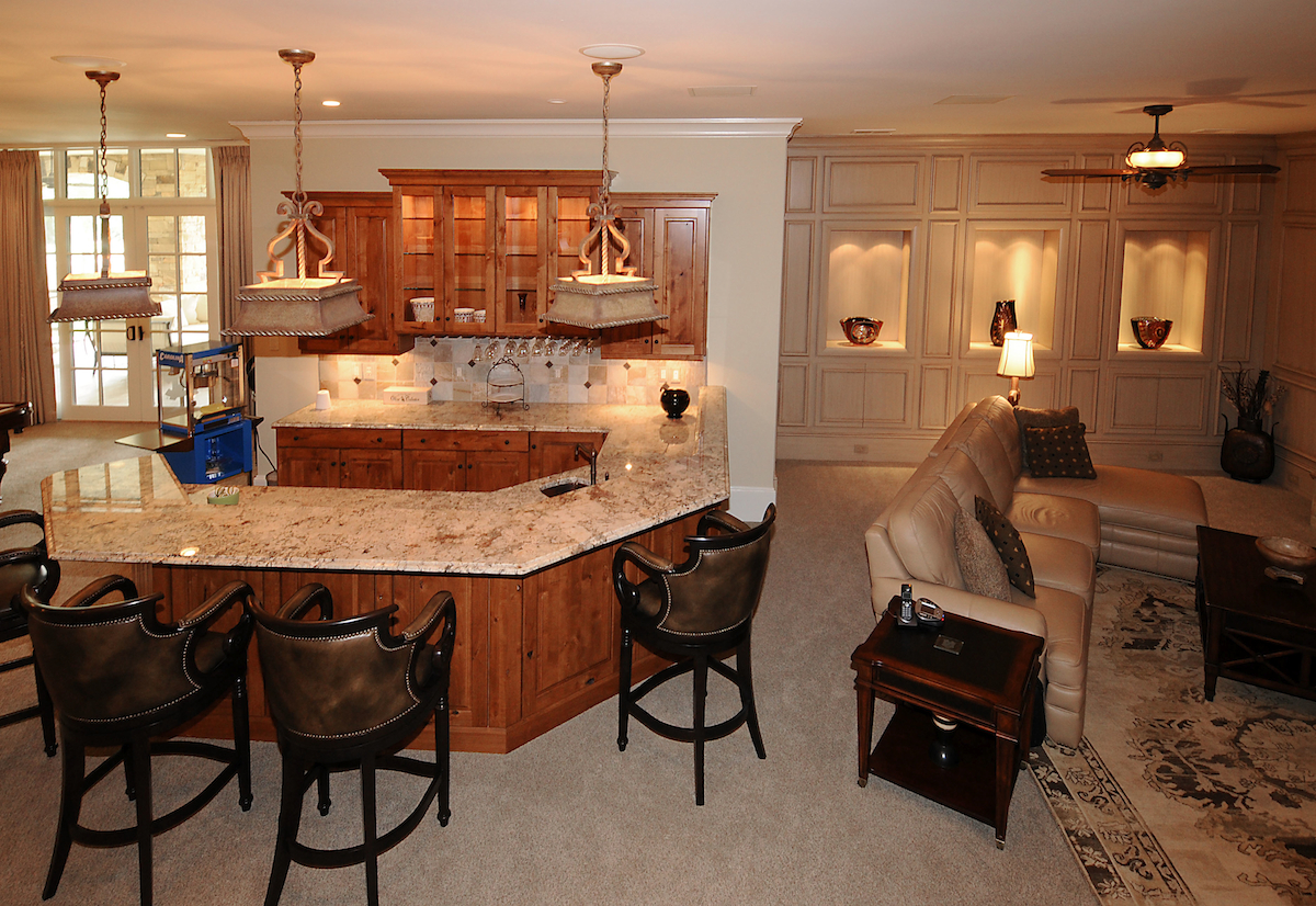 Rufty-Homes_Bar_Painter26.jpg