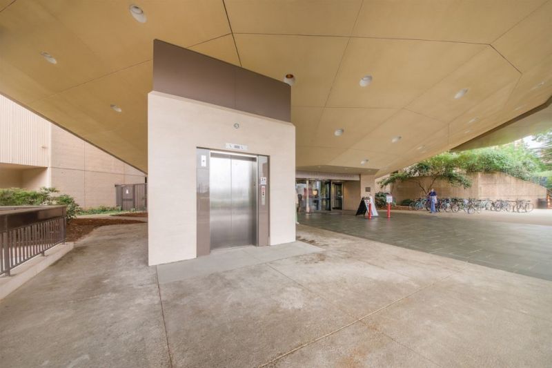 Rockinteriors_Duke-Hospital-front_7-copy.jpg-nggid03554-ngg0dyn-1020x680-00f0w010c010r110f110r010t010